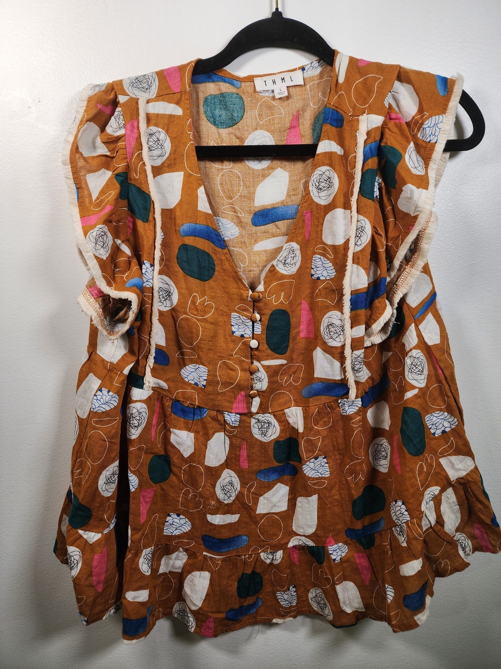 THML Sleeveless V-Neck Ruffle Trim Tank Top in Rust Multi Color Size Large - Picture 4 of 5